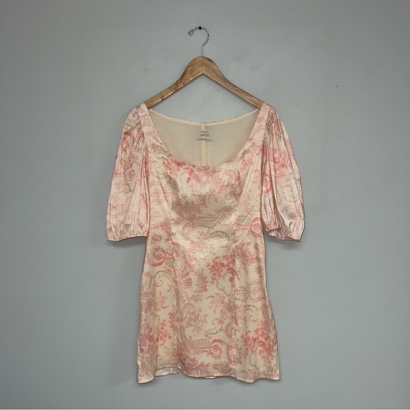 Laura Ashley x  Urban Outfitters‎ Puff Sleeve Dress Size Large Cream Pink Floral - Picture 2 of 14